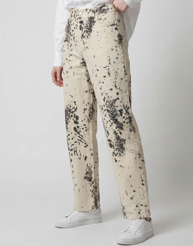 Printed straight-leg jean