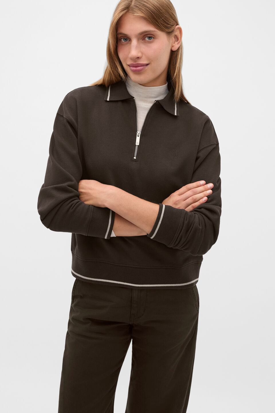 Coffee piped sweatshirt